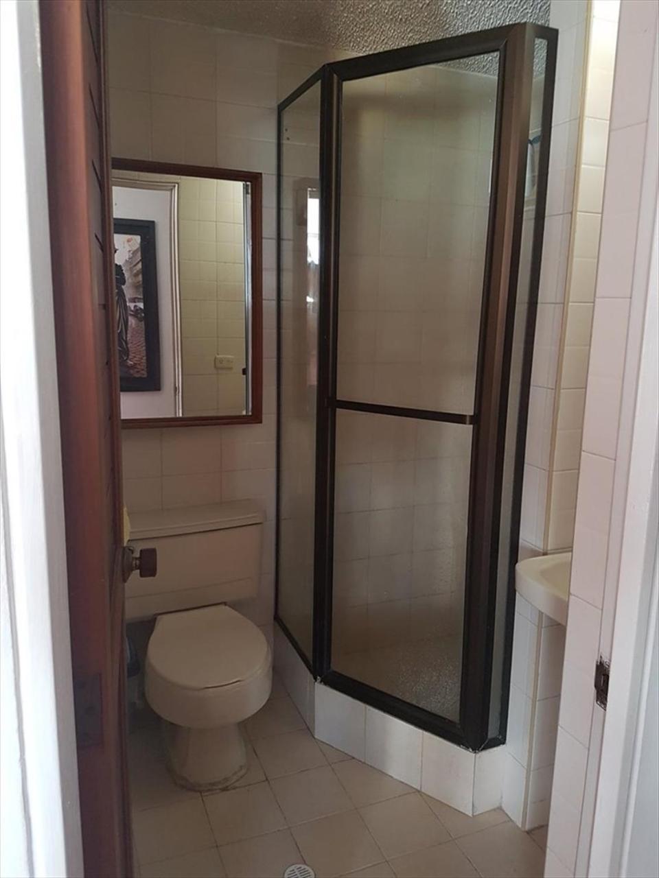 Room And Private Bathroom At Chapinero Alto โบโกตา ภายนอก รูปภาพ